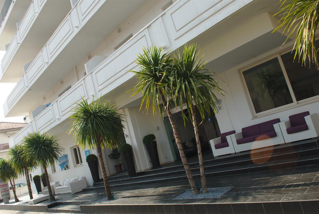 Medi Garden Hotel&Residence アルバ・アドリアティカ エクステリア 写真