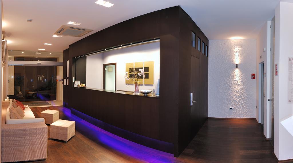 Medi Garden Hotel&Residence アルバ・アドリアティカ エクステリア 写真